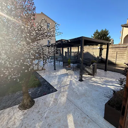 Flora Relax - Venice House شقة مارغيرا