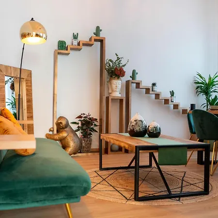 Flora Relax - Venice House شقة مارغيرا