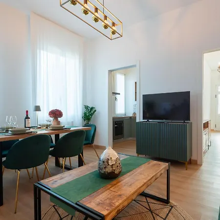 Flora Relax - Venice House 马格拉